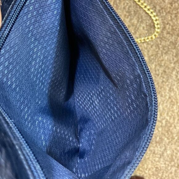 VTG, GENUINE EEL SKIN MADE IN KOREA Elegant Blue Clutch with Gold Chain - Picture 16 of 16